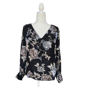 White House Black Market Floral V-Neck Women's Top - Black Long Sleeve Blouse